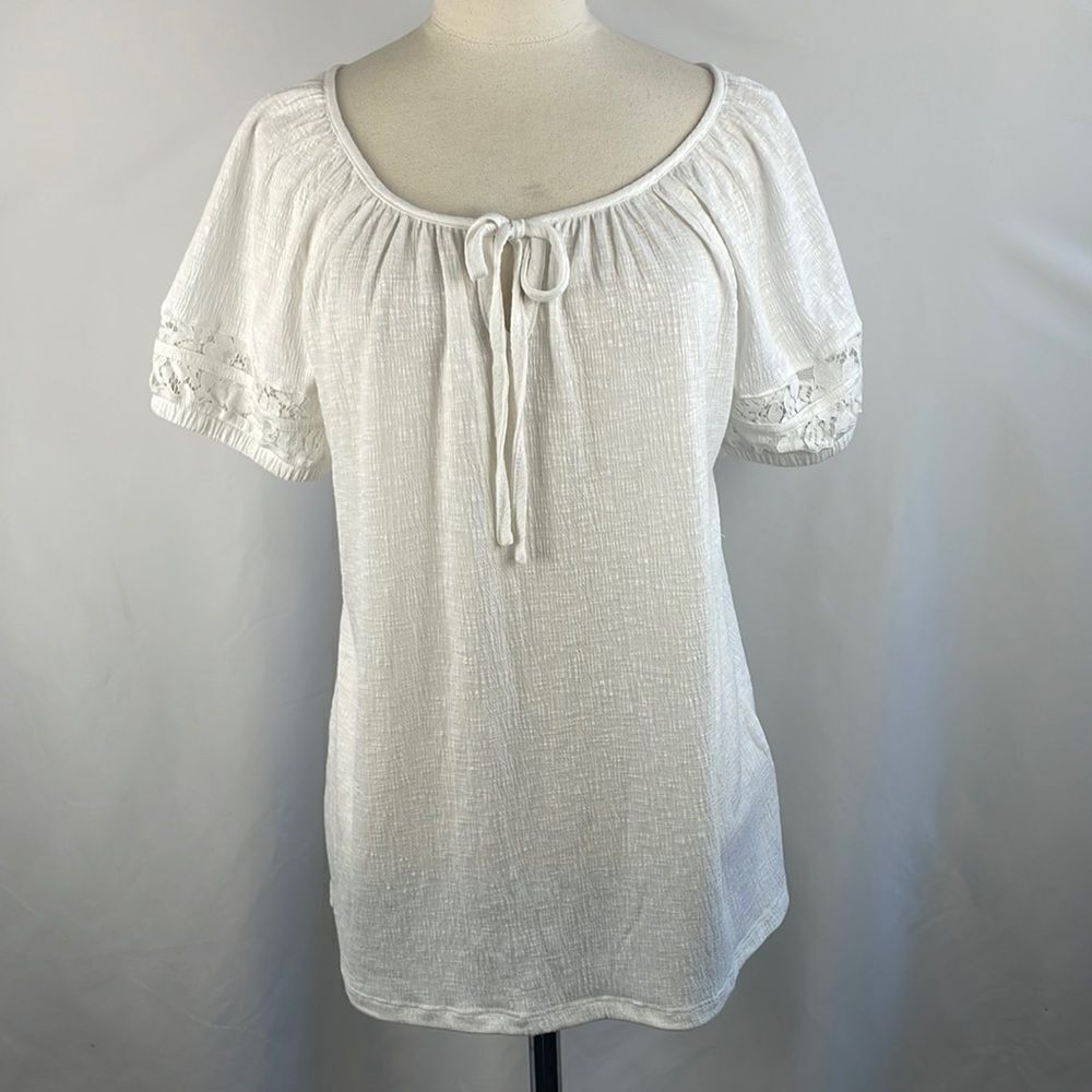 Como Blu White Tie Front Tunic with Lace